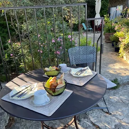 La Borie En Provence B&B